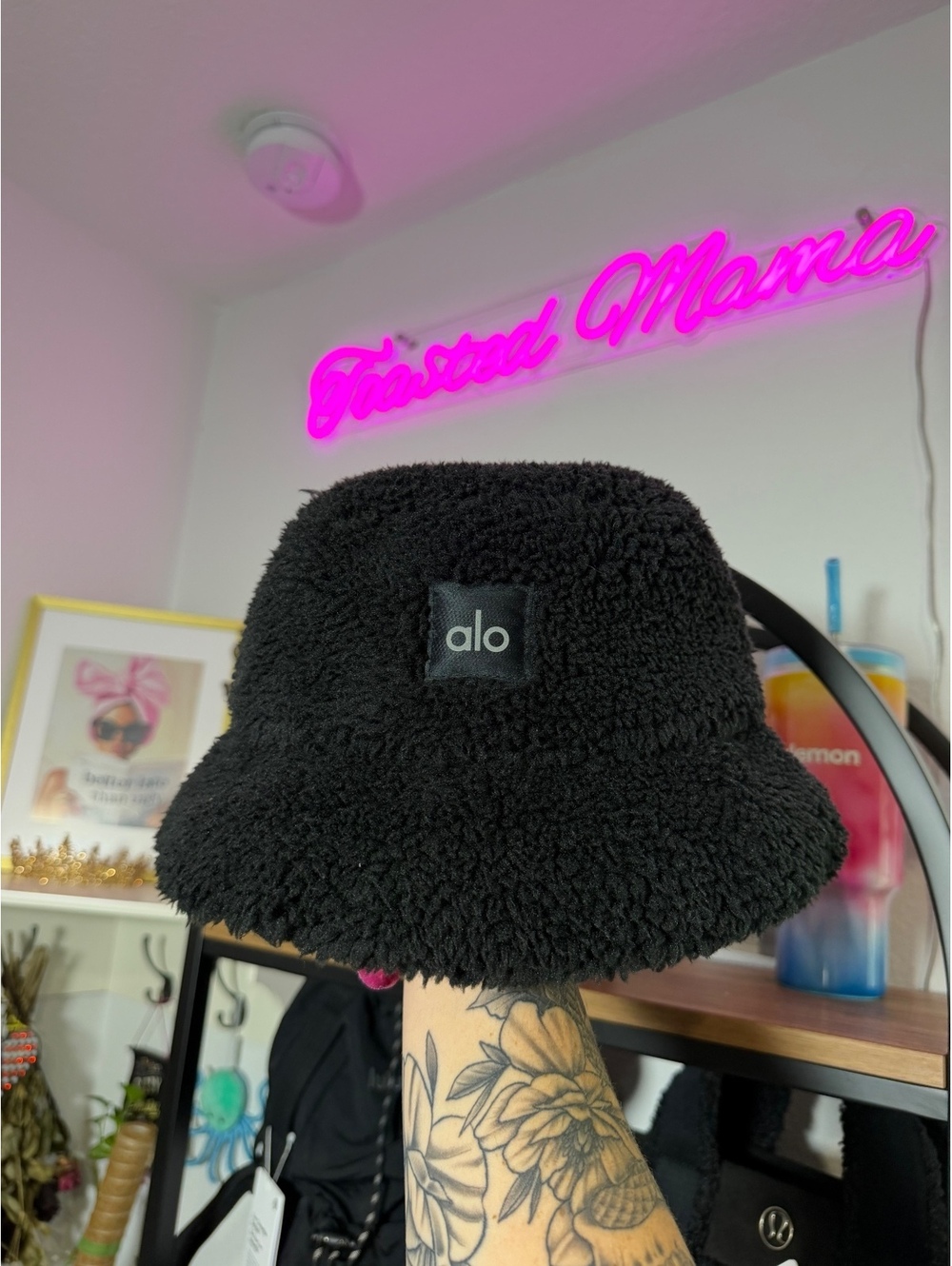 Alo Yoga Foxy Sherpa Bucket Hat Black - M/L
